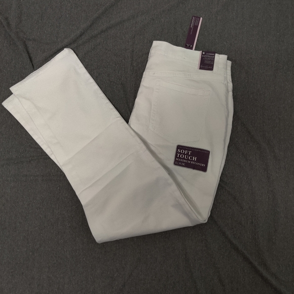 Nwt Gloria Vanderbilt Amanda white pants sz 16 - Picture 1 of 7